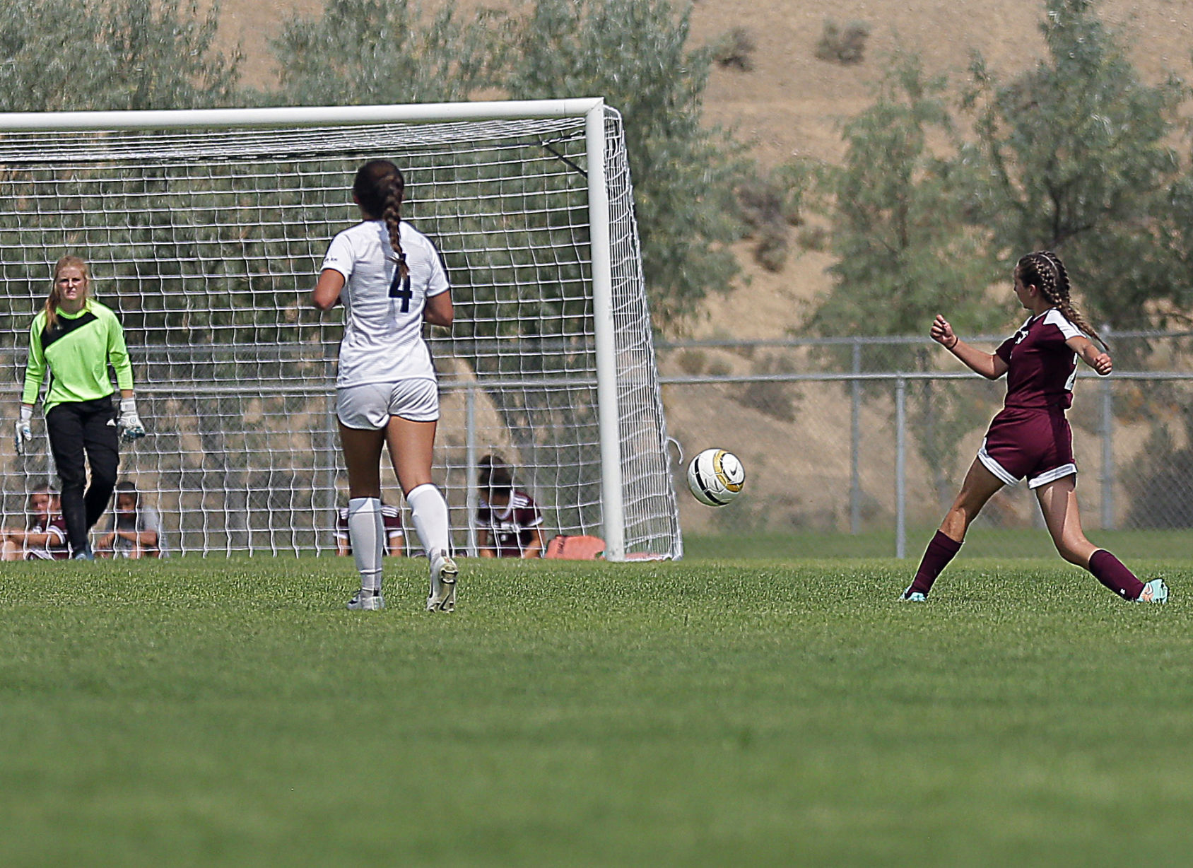 091019-elk-spt-elko-girls-soccer-08.jpg